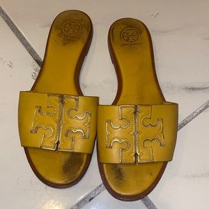 tory burch sandals